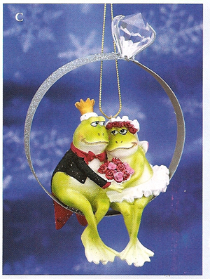 Illustration for article titled 9 More Weird Christmas Ornaments From Bronner's